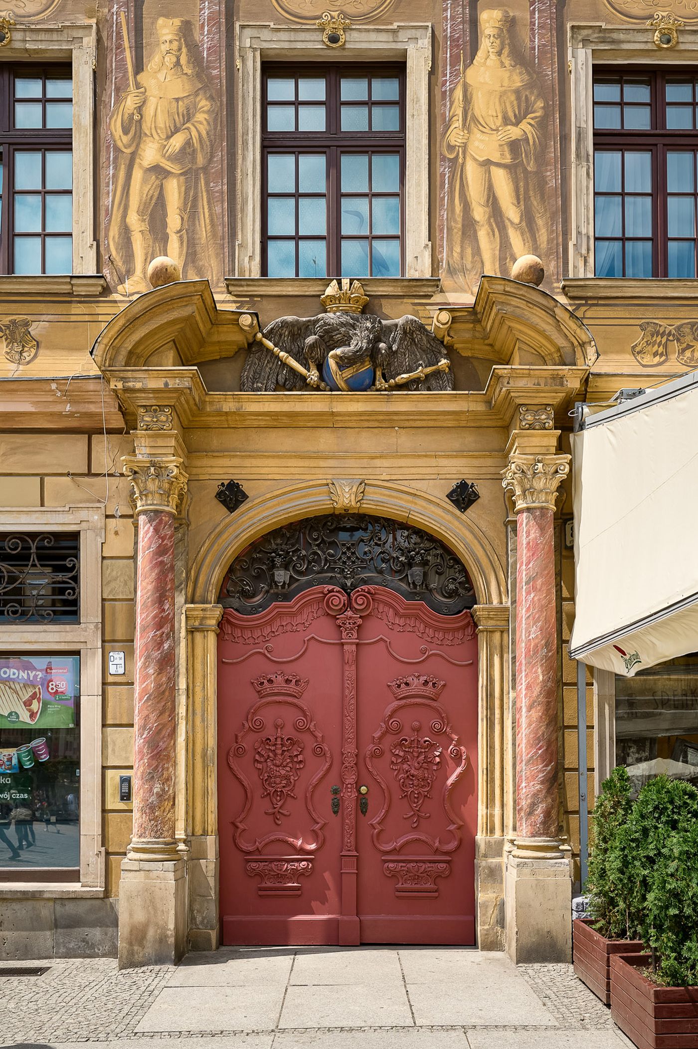 Mieszkanie 3-pokojowe 67m², Wrocław Rynek – kompleksowy remont i projekt wnętrz – zdjęcie 1